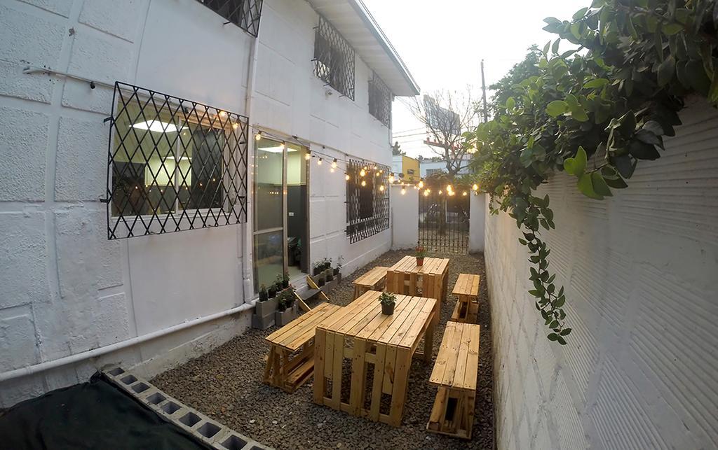 Blackpine Hostel Medellín Eksteriør bilde